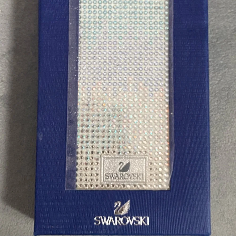Swarovski iPhone 6 case. Brand new in box, never used.